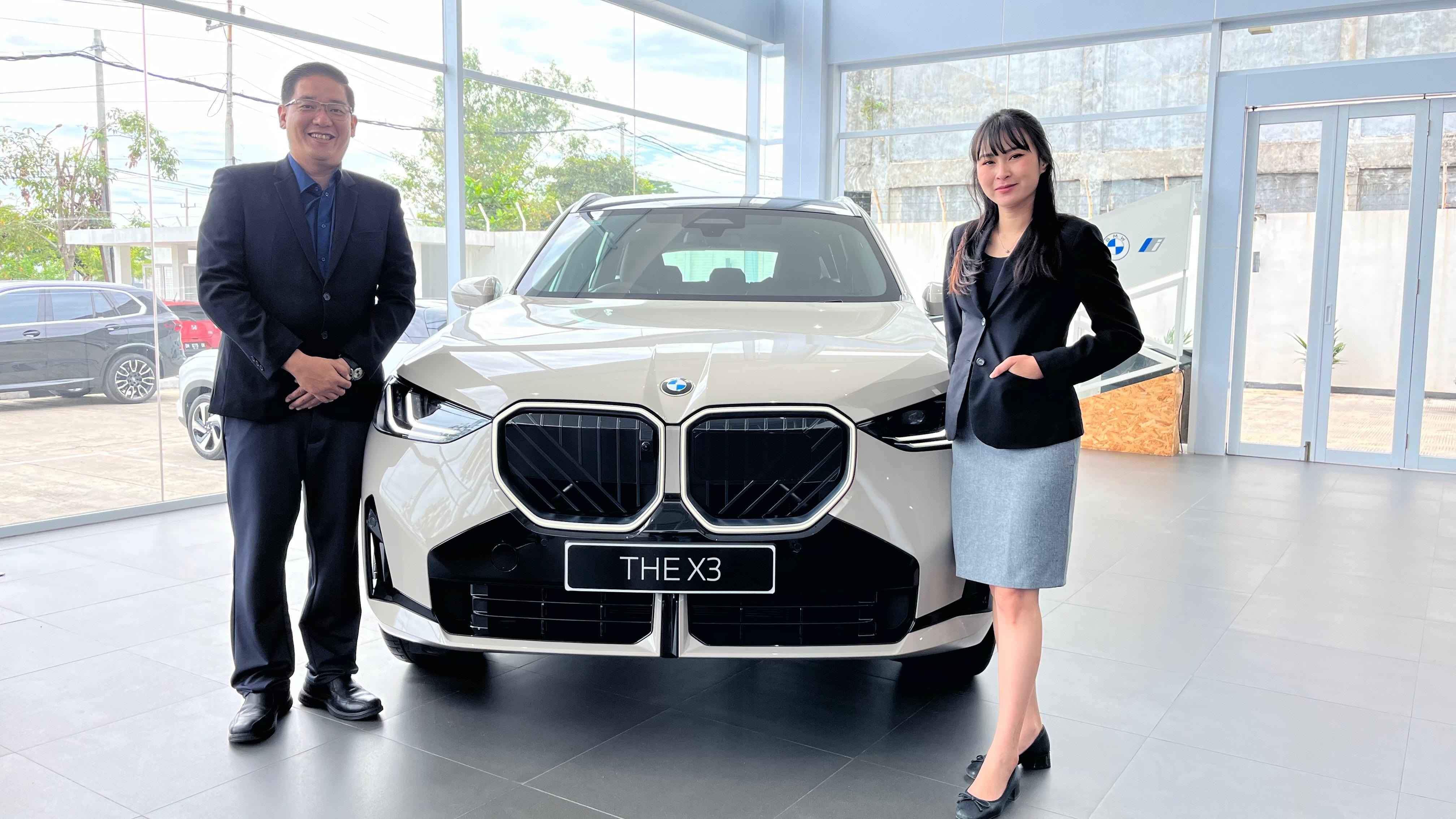 BMW Indonesia meluncurkan dua model terbarunya di Pekanbaru yaitu BMW X3 20 xDrive M Sport dan BMW 218 Gran Coup&eacute; M Sport di BMW Trans, PT Karyatama Trans Niaga, Authorized BMW Dealer Pekanbaru