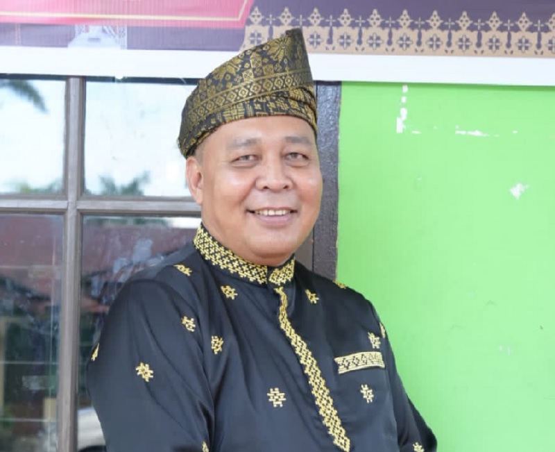 Ketua MKA LAMR Kuansing, Aherson