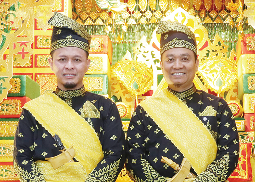 Wali Kota (Wako) H Agung Nugroho SE MM dan Wakil Wali Kota (Wawako) Markarius Anwar ST M Arch.