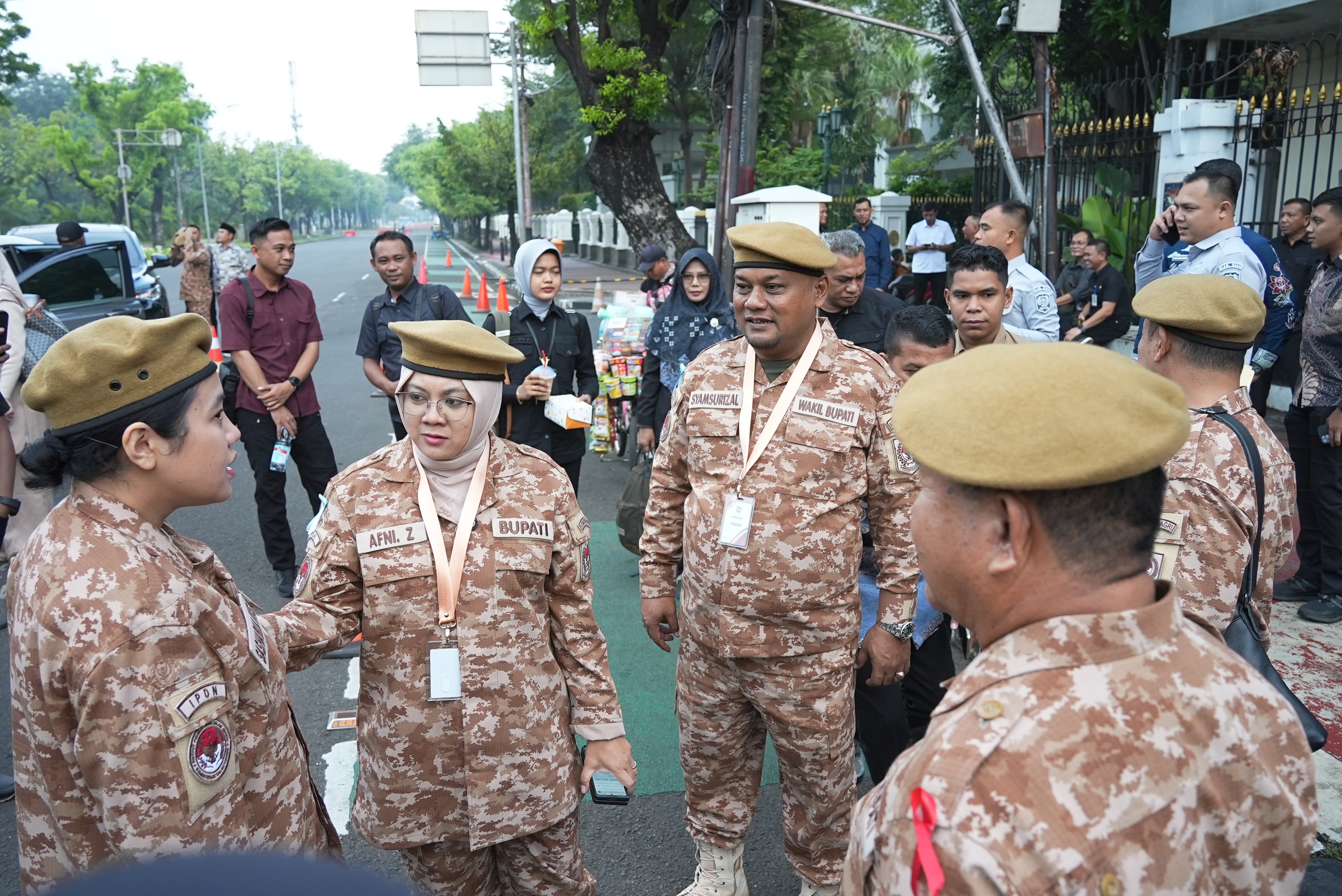 Bupati Siak  Afni Z dan&nbsp; Wabup Syamsurizal mengikuti retret gelombang II di Kampus IPDN Jatinagor, Sumedang, Jawa Barat, Senin (23/6/2025).