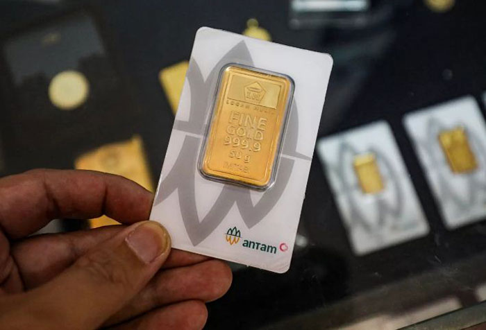 Harga emas Antam hari ini Selasa (24/6/2025), turun sebesar Rp 10.000 menjadi Rp 1.932.000 per gram.
