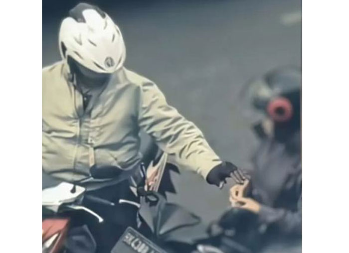 Aiptu RH anggota Polrestabes Medan saat melakukan pungli menjadi viral di media sosial.