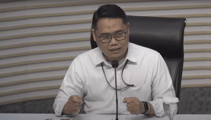 Dirdik KPK Asep Guntur Rahayu menjelaskan hasil OTT KPK di Sumut pada Kamis (26/6/2025) malam. Keterangan itu disampaikan di Gedung Merah Putih KPK pada Sabtu (28/6/2025).