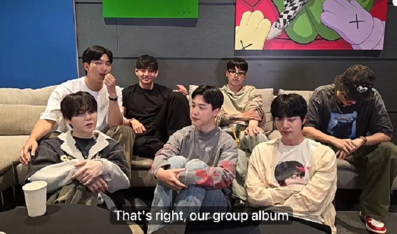 Live bertujuh member BTS untuk pertama kali setelah wajib militer.