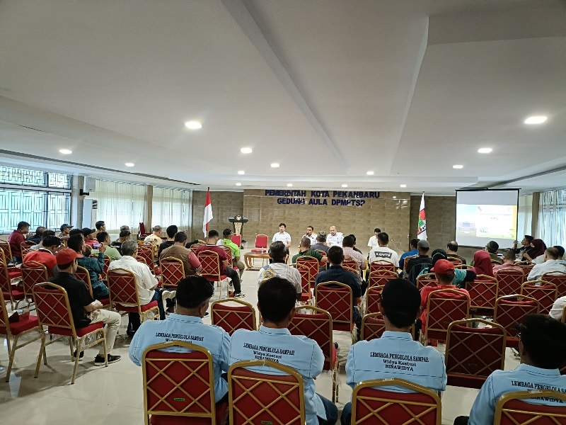 Seluruh LPS dikumpulkan satukan persepsi soal penanganan sampah di Kota Pekanbaru.