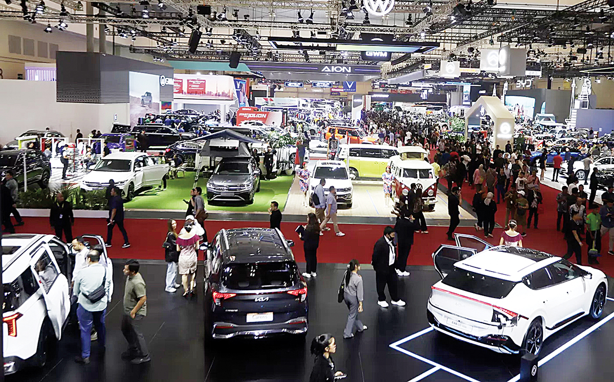 Pameran mobil yang dilaksanakan belum lama ini. Data penjualan mobil di Indonesia menunjukkan penurunan signifikan pada Juni 2025 dibandingkan tahun lalu, baik wholesales maupun retail sales.