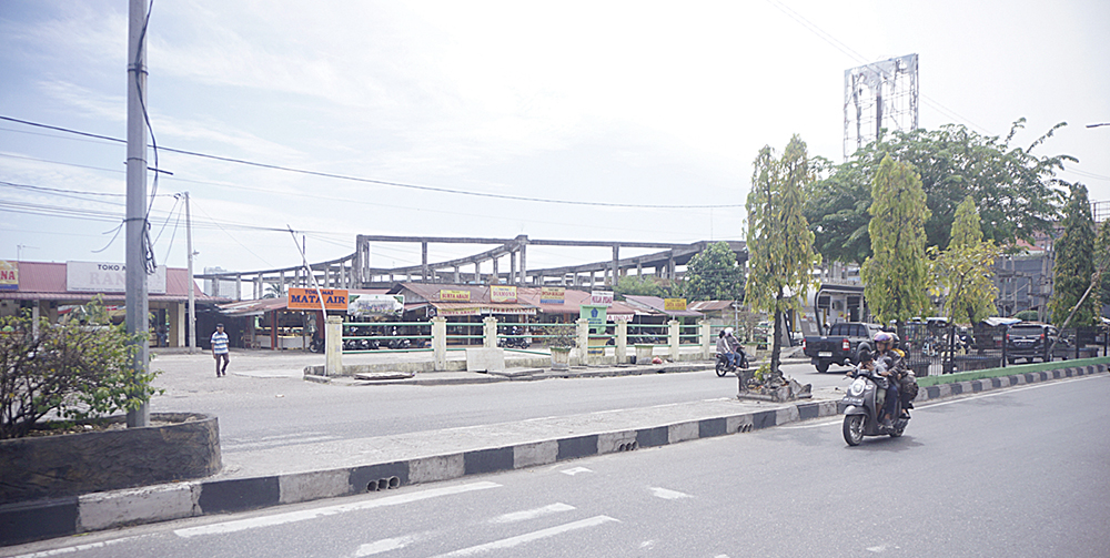 Lokasi U-turn depan Pasar Cik Puan, Jalan Tuanku Tambusai yang telah ditutup, Rabu (9/7/2025).