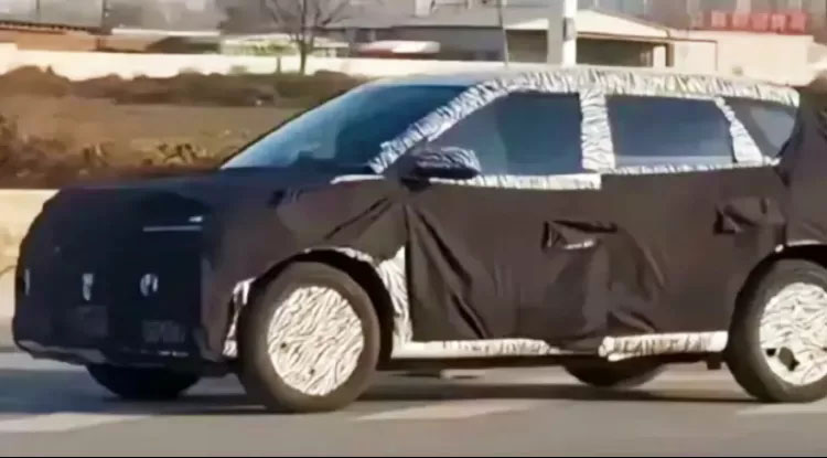 Bocoran mobil baru Xiaomi, bukan listrik biasa, tapi hybrid.