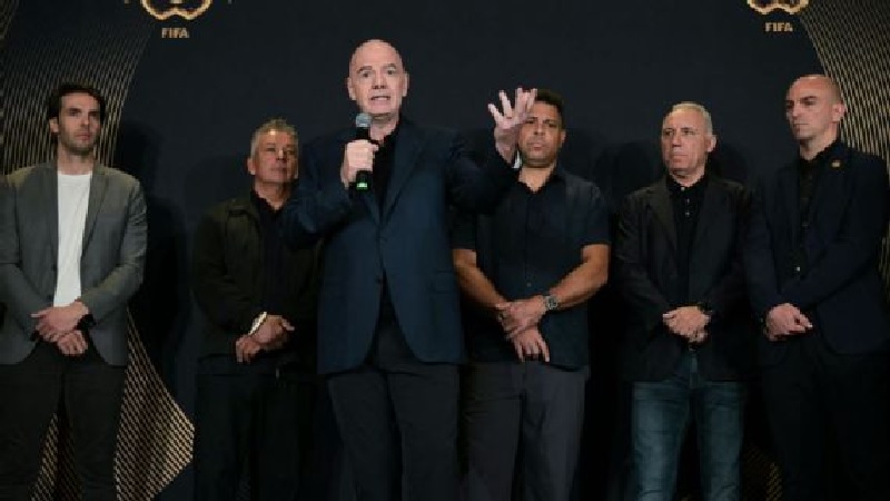 Presiden FIFA Gianni Infantino telah menghadapi tekanan dari serikat pemain terkait perluasan Piala Dunia Antarklub.