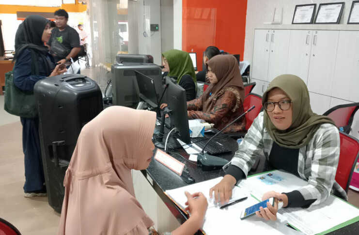 Layanan di Disdukcapil Pekanbaru, saat pencetakan dan pengambilan KTP elektronik