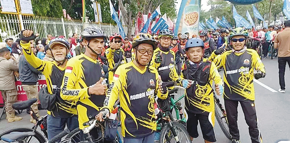 Komunitas sepeda RGC foto bersama saat mengikuti iven Gowes Merdeka yang diselenggarakan Riau Pos, tahun lalu.