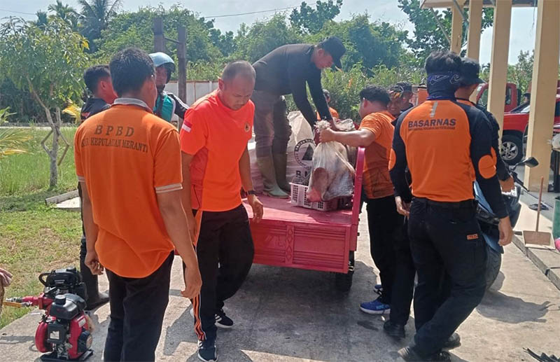 Personel tambahan dari BPBD dan Basarnas lakukan persiapan jalang turun ke Tanjung Peranap, Rabu (23/7/2025).