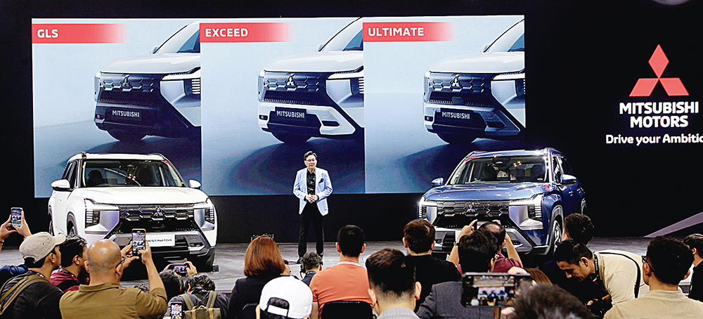 Mitsubishi Motors kembali menegaskan posisinya sebagai pelopor mobilitas tangguh dan inovatif di Indonesia melalui partisipasi spektakulernya dengan&nbsp;meluncurkan Mitsubishi&nbsp;Destinator di ajang GIIAS.