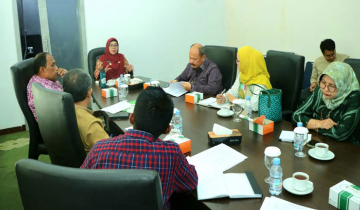 Wakil Bupati Kampar Misharti  memimpin rapat persiapan launching Bangkinang Riverside di ruang rapat lantai II Kantor Bupati Kampar, Kamis (24/7/2025).