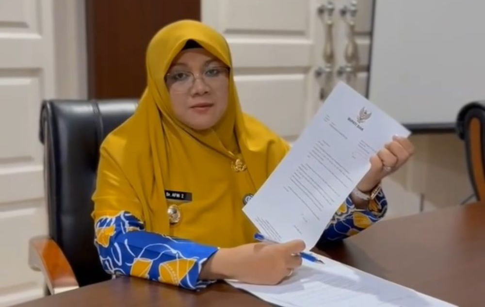 Bupati Siak, Afni Zulkifli