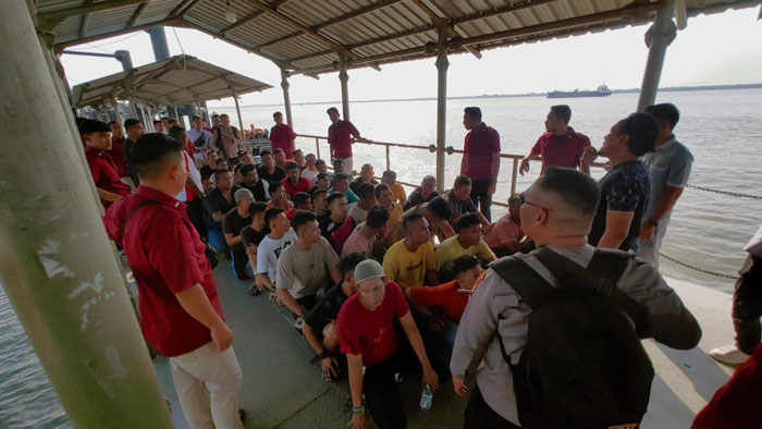 Lembaga Pemasyarakatan (Lapas) Kelas IIB Selatpanjang menerima puluhan orang warga binaan pemasyarakatan (WBP) pemindahan dari daerah luar belum lama ini.