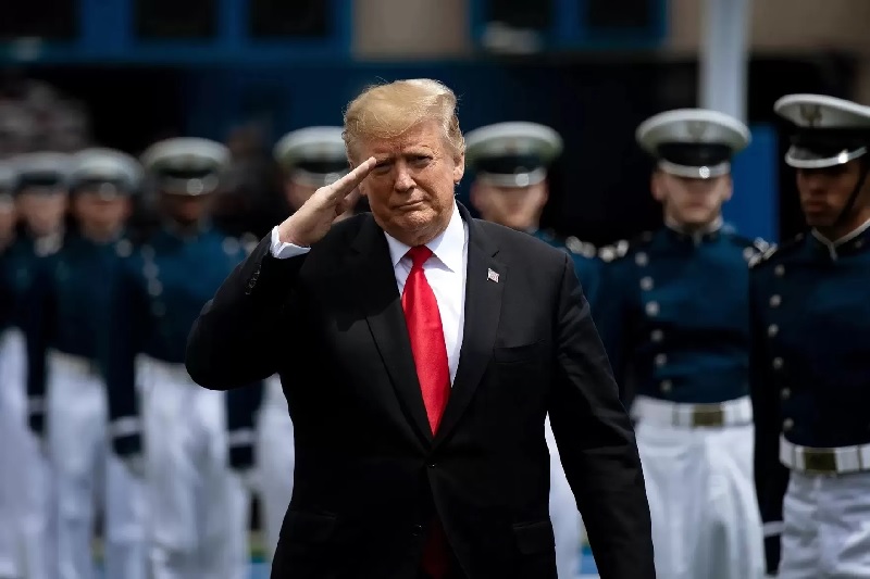 Ilustrasi Presiden Amerika Serikat Donald Trump. Trump mengaku perintahkan kapal selam nuklir AS bergerak.