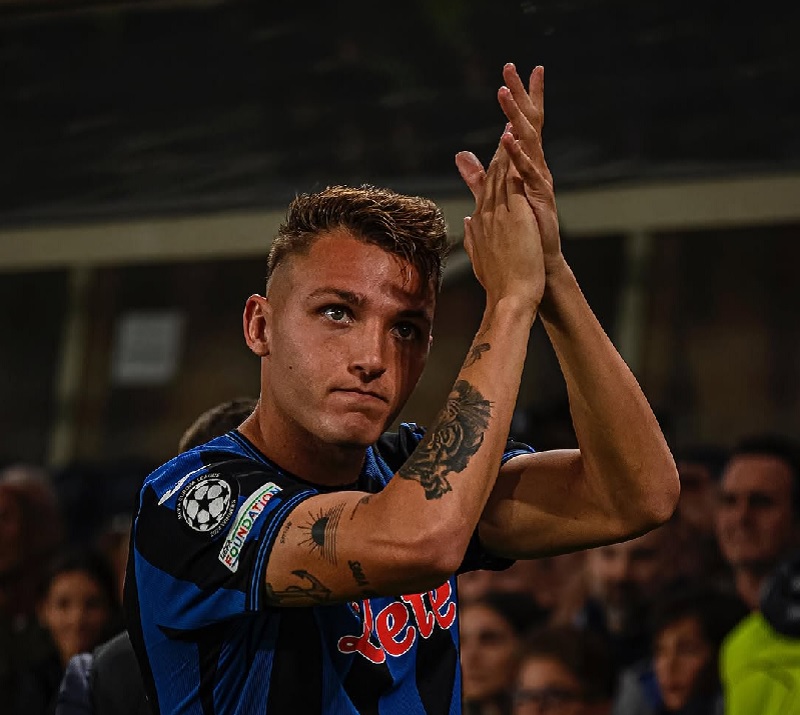 Mateo Retegui jadi pemain termahal Italia sepanjang sejarah setelah pindah ke klub Arab Saudi, Al-Qadsiah dengan biaya transfer Rp1,27 triliun.