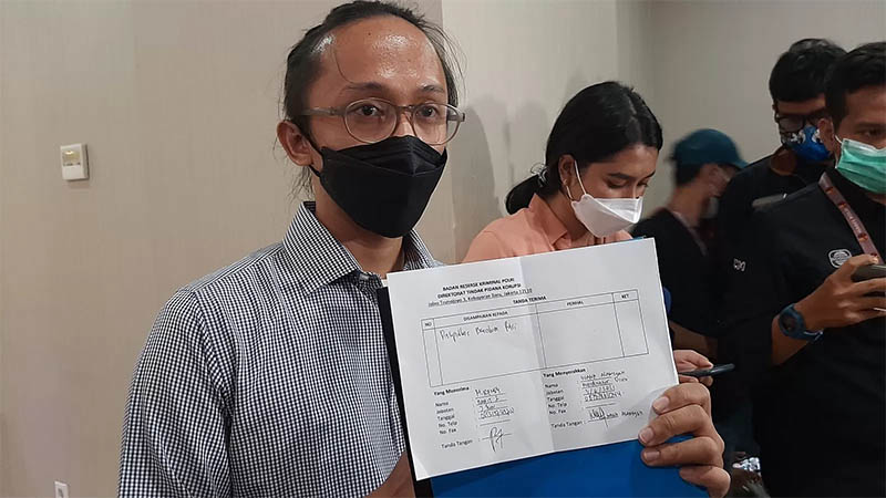 Divisi Investigasi ICW Wana Alamsyah.
