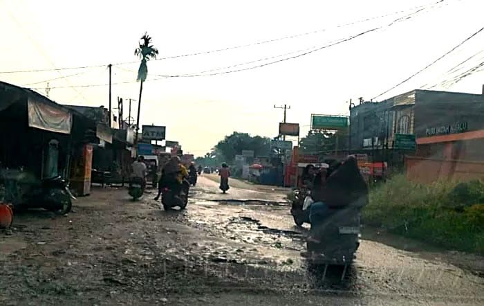 Dinas PUPR Kabupaten Kampar akan memperbaiki drainase Jalan Suka Karya Desa Tarai Bangun, Kecamatan Tambang, Kabupaten Kampar.