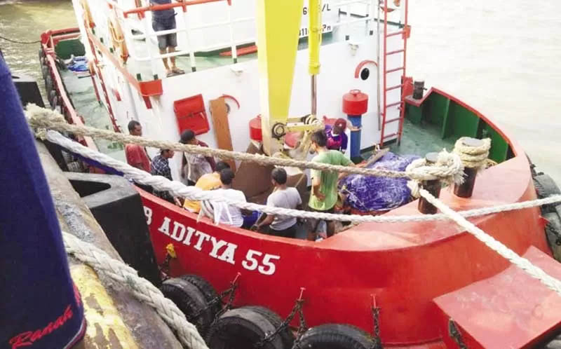 Kapal merapat di Pelabuhan Kawasan Industri Tanjung Buton (KITB) beberapa waktu lalu