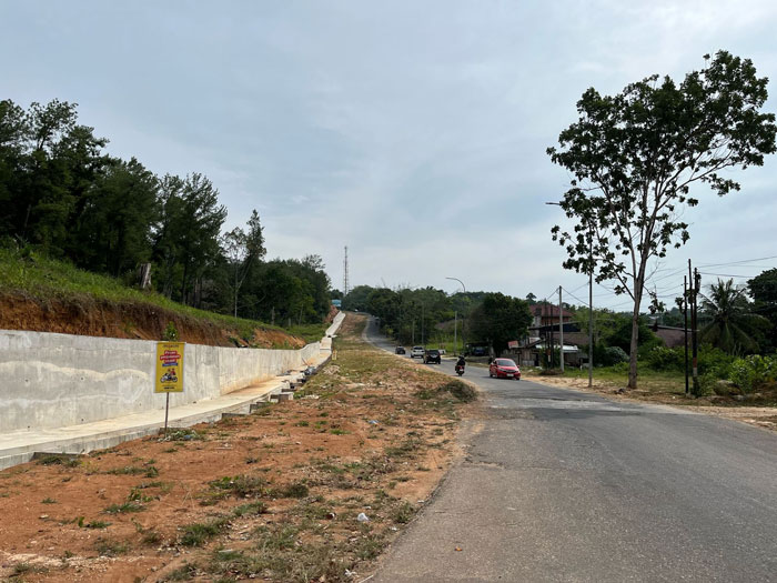 Dinas PUPR Kabupaten Kampar akan mengaspal Jalan HR Soebrantas, Kecamatan Bangkinang Kota, Kabupaten Kampar.