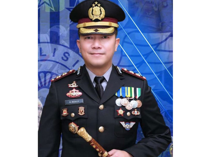 Kapolres Kuansing AKBP Raden Ricky Pratidiningrat SIK MH