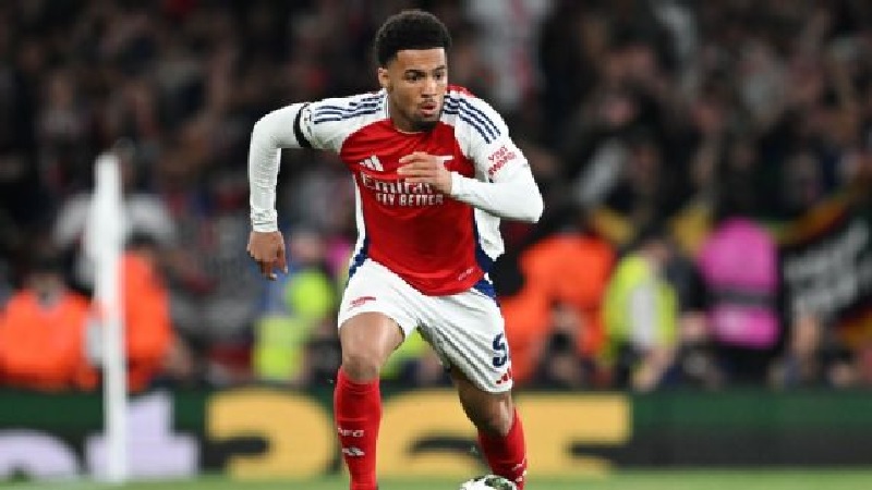 Ethan Nwaneri menjalani debutnya bersama Arsenal di usia 15 tahun.