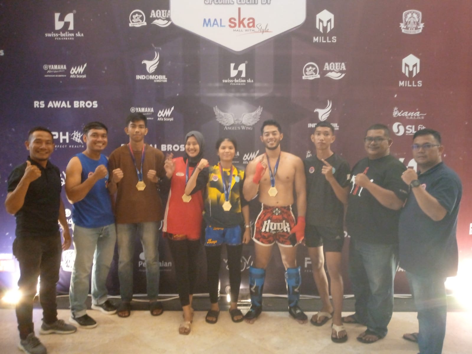 Natasyah Ramadani siswi dari MAN 1 Plus Bengkalis Kelas Putri berat 48 Kg, dan Putri Novalia kelas putri berat 60 Kg meraih juara Kickboxing di iven bela diri SKA Sport Show Fight di Pekanbaru.
