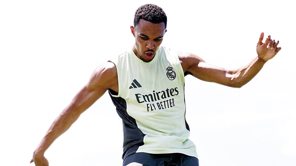 Trent Alexander-Arnold saat latihan bersama Real Madrid, beberapa waktu lalu.