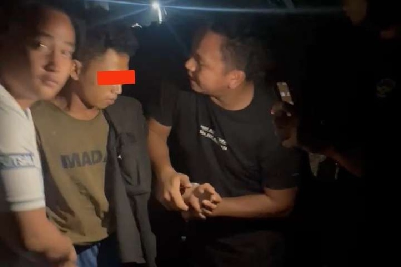 Pelaku curas di Kecamatan Mandau saat digelandang tim Opsnal Satreskrim Polres Bengkalis ke Rutan Mapolres, Senin (18/8/2025).