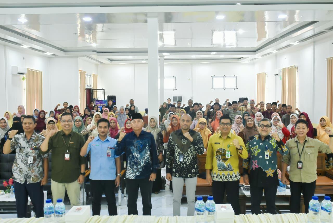 Bank Riau Kepri Syariah Kerjasama BKD Provinsi Riau menggelar sosialisasi pembekalan pensiun bagi sekitar 100 ASN di lingkungan Pemkab Kepulauan Meranti di Aula SMA Negeri 1 Tebingtinggi, Selatpanjang