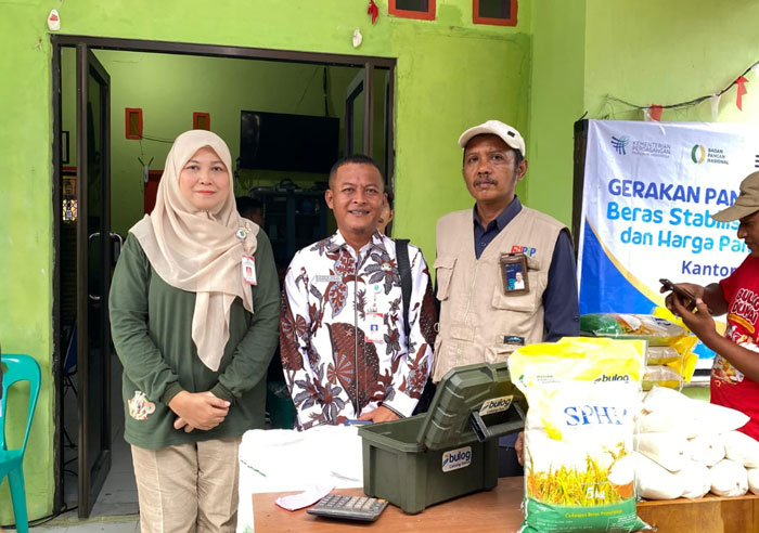 Pemkab Bengkalis bekerja sama dengan Bapanas menggelar Gerakan Pangan Murah di Desa Kadur, Kecamatan Rupat Utara, beberapa hari lalu.