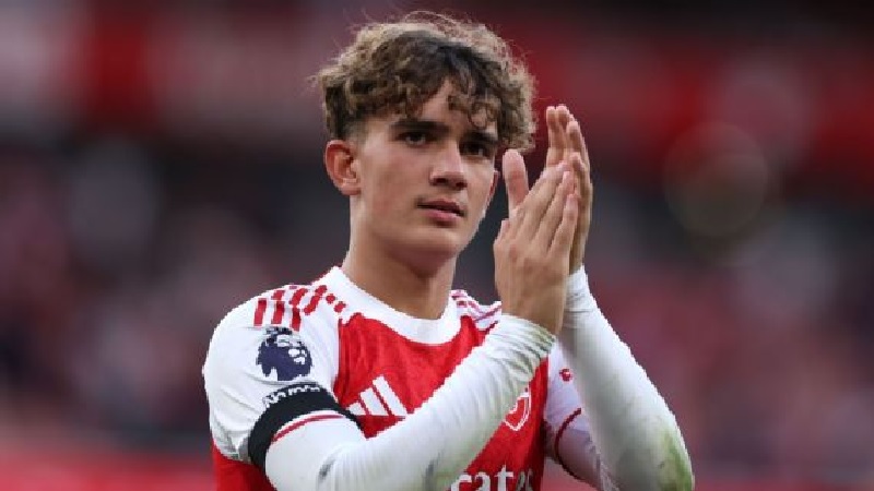 Max Dowman menjadi pemain termuda kedua dalam sejarah Arsenal ketika ia melakoni debut seniornya melawan Leeds pada hari Sabtu.