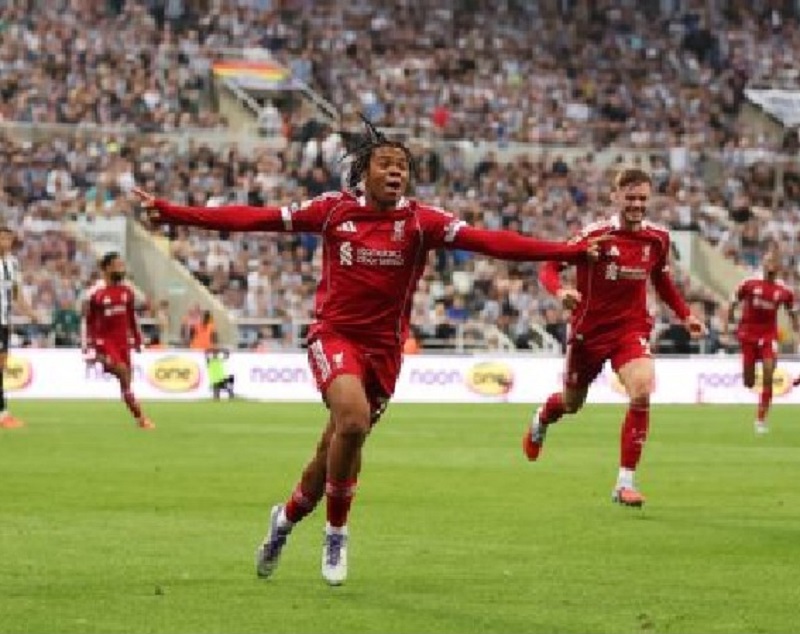 Gol kemenangan Rio Ngumoha di masa perpanjangan waktu memastikan Liverpool meraih tiga poin penuh di kandang Newcastle United, St. James