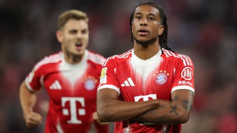 Michael Olise mencetak dua gol dalam kemenangan Bayern Munchen atas RB Leipzig di awal musim Bundesliga.