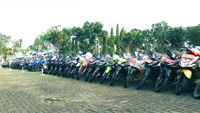 Pendataan kendaraan dinas Pemkab Kepulauan Meranti sebelum proses lelang beberapa bulan belakangan.