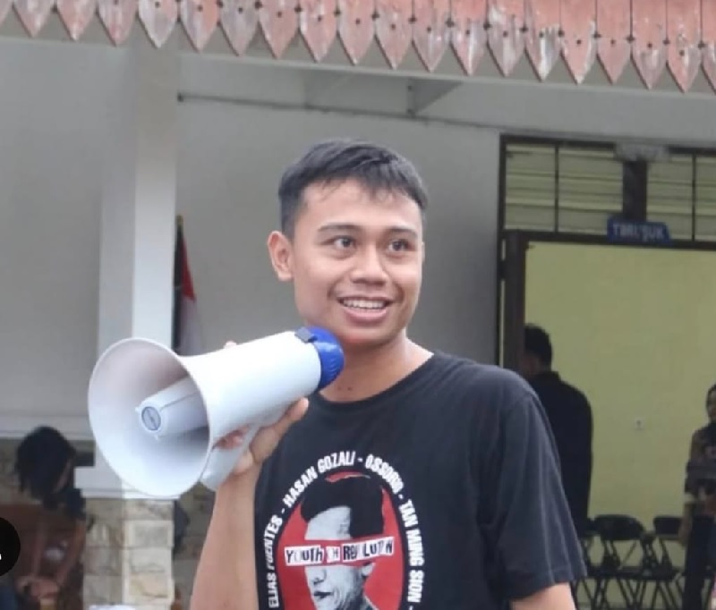 Khariq Anhar, Mahasiswa Unri yang Ditahan Polda Metro Jaya.