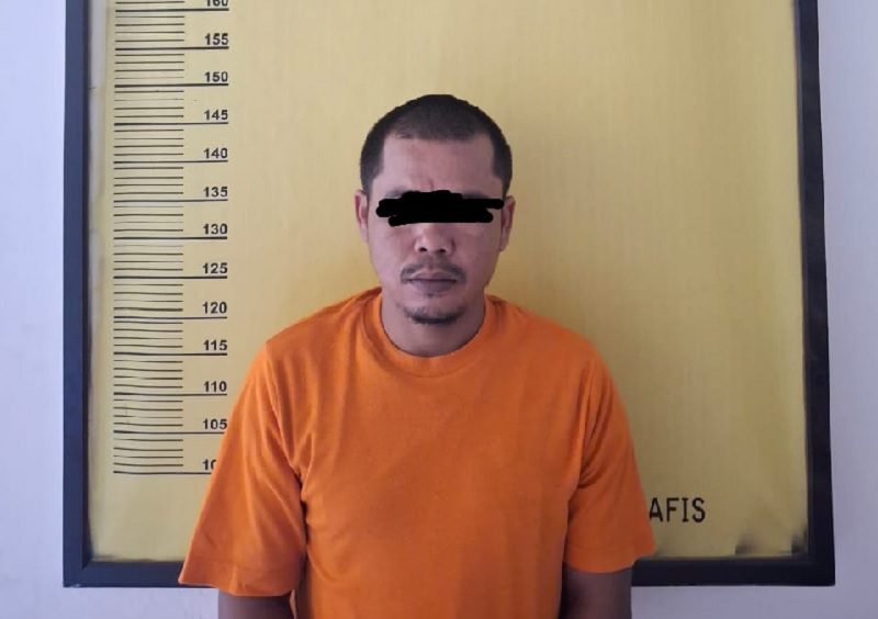 Tersangka tindak pidana penganiayaan berinisial TS telah ditahan di Mapolsek Tambusai Utara, Ahad (31/8/2025).