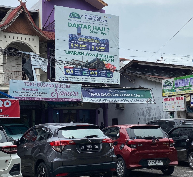 Aktivitas Kantor Muhibbah Tour & Travel yang ada di Jalan Kartini no 1 Pekanbaru masih berjalan normal, Kamis (11/9/2025).