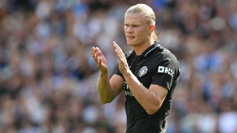 Pep Guardiola mengatakan ia tidak akan menukar Erling Haaland dengan striker mana pun di dunia.