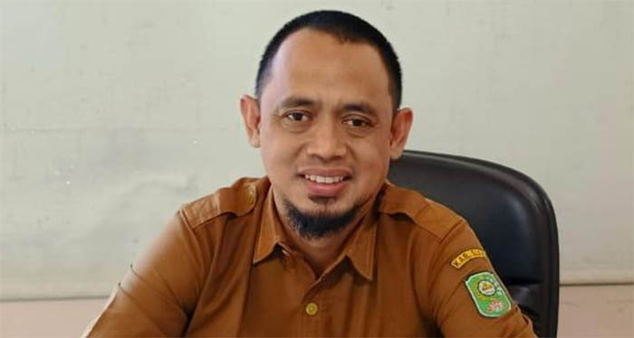 Kabid Administrasi Kepegawaian BKPSDM Kabupaten Siak Rahmat Kusriono SH