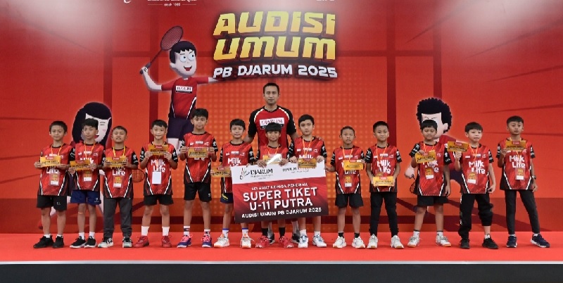 Pebulutangkis muda sukses meraih Super Tiket Audisi Umum PB Djarum 2025.