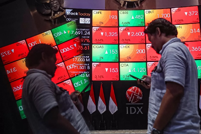 Ilustrasi: Layar pergerakan Indeks Harga Saham Gabungan (IHSG) di Bursa Efek Indonesia (BEI), Jakarta,