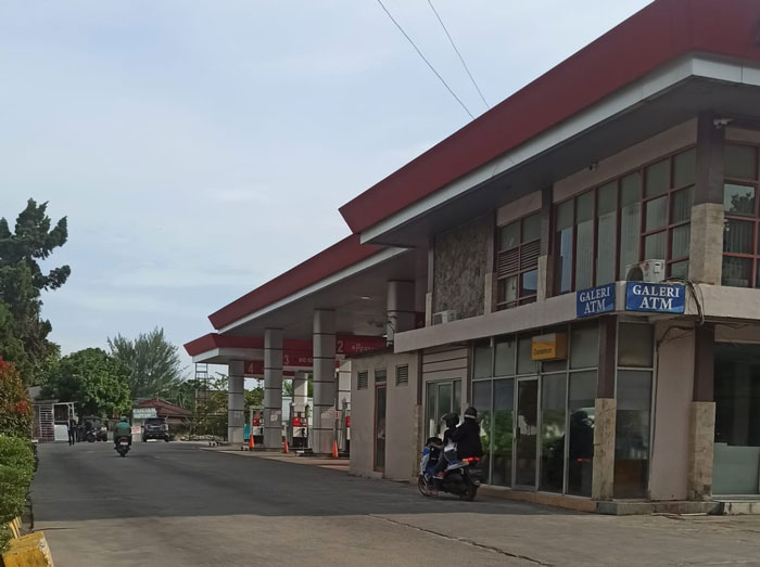 Tidak terlihat antrean panjang di SPBU Jalan Harapan Raya Pekanbaru, Ahad (21/9/2025).