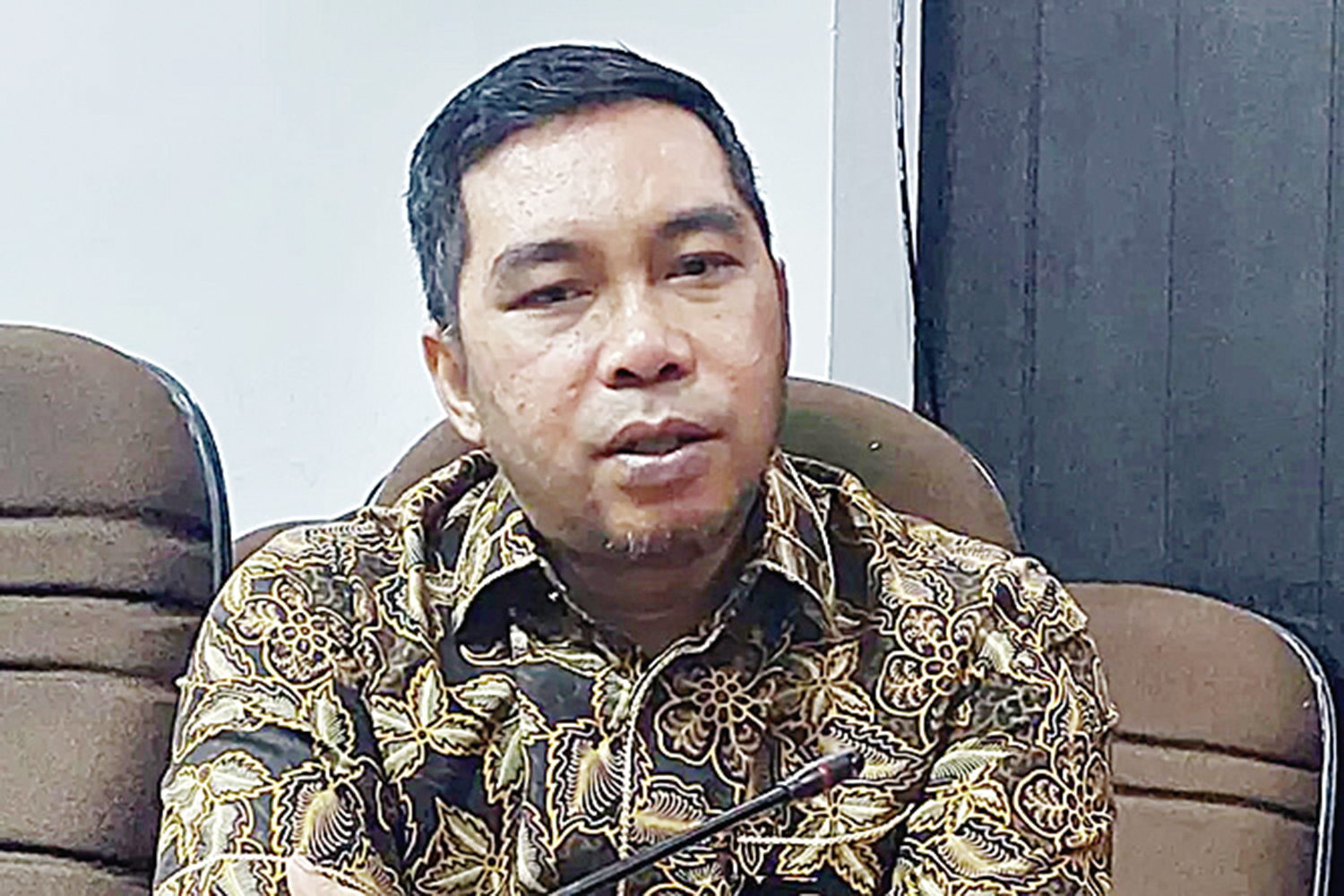 Anggota Komisi IV Roni Pasla meminta DLHK Pekanbaru memberikan perhatian atau perlakuan khusus di wilayah kuliner.