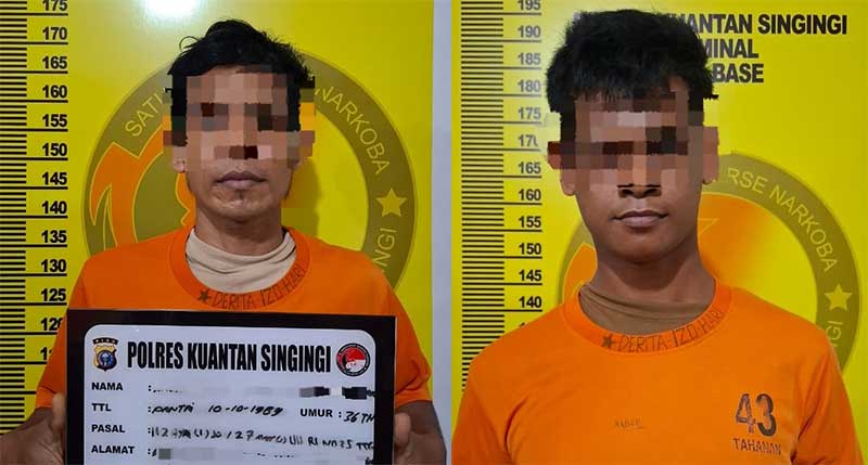 Dua orang tersangka Narkotika diamankan Satres Narkoba di Polres Kuansing, Rabu (24/9/2025) di Desa Pantai Kecamatan Kuantan Mudik.