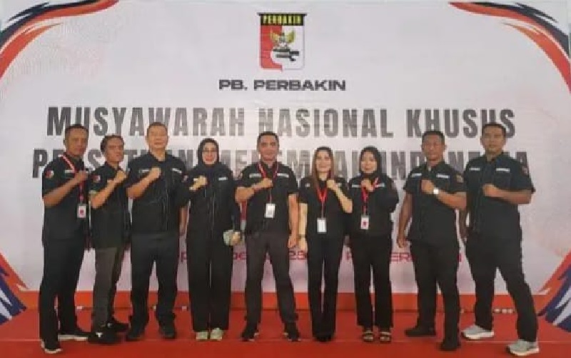 Pengprov Perbakin Riau berfoto bersama di veneu Munas Khusus PB Perbakin pada Sabtu (27/9/2025),
