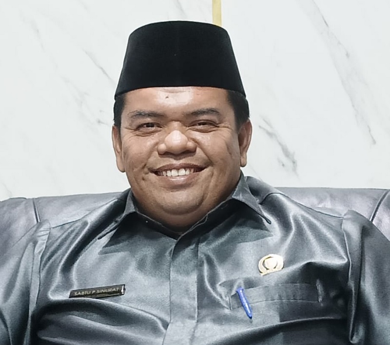 Ketua DPRD Inhu, Sabtu Pradansyah Sinurat.