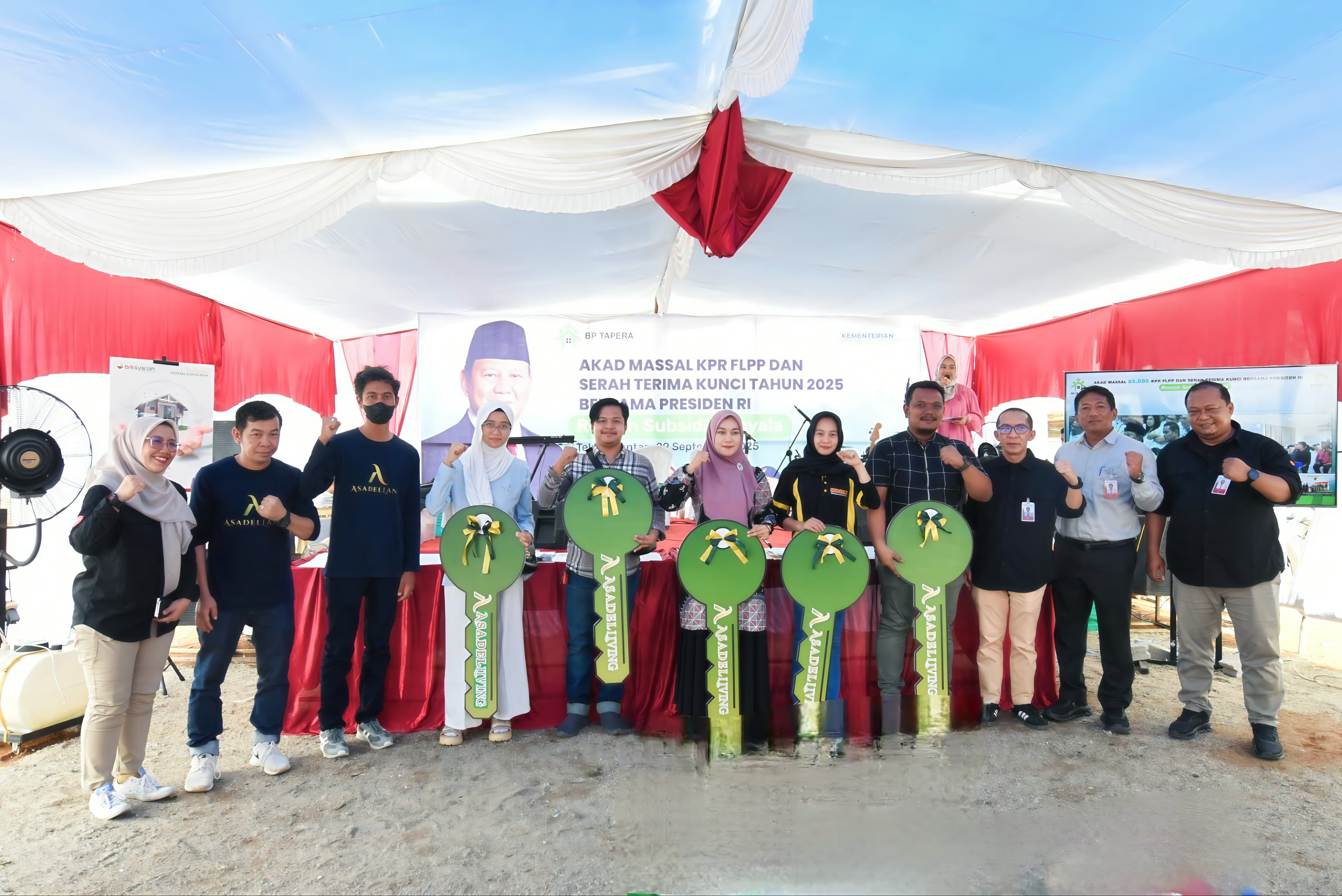 Akad Massal KPR FLPP dan serah terima kunci tahun 2025 bersama Presiden RI untuk 26.000 penerima manfaat pembiayaan FLPP yang diselenggarakan oleh Badan Pengelola Tabungan Perumahan Rakyat (BP Tapera)